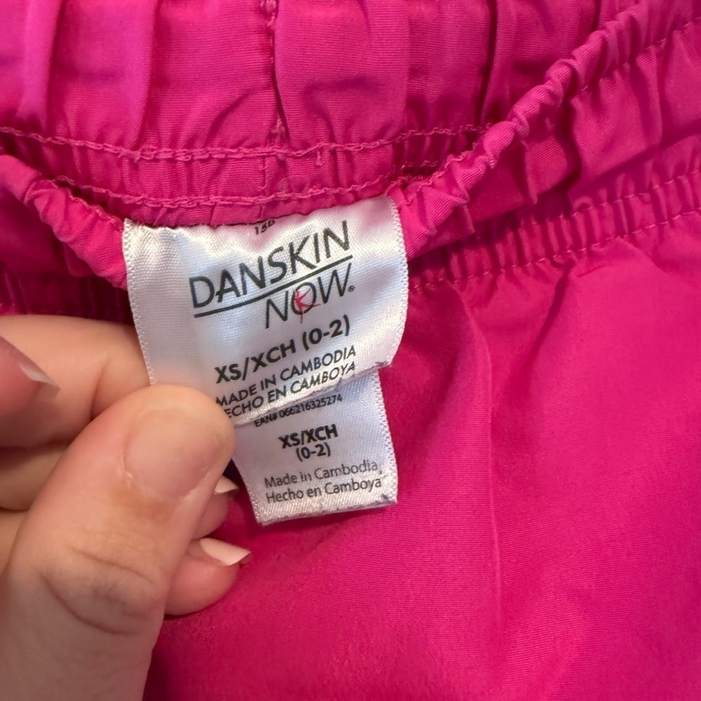 Danskin Women’s Dancer Pink & Grey Athletic Shorts Sz S - Picture 3 of 5